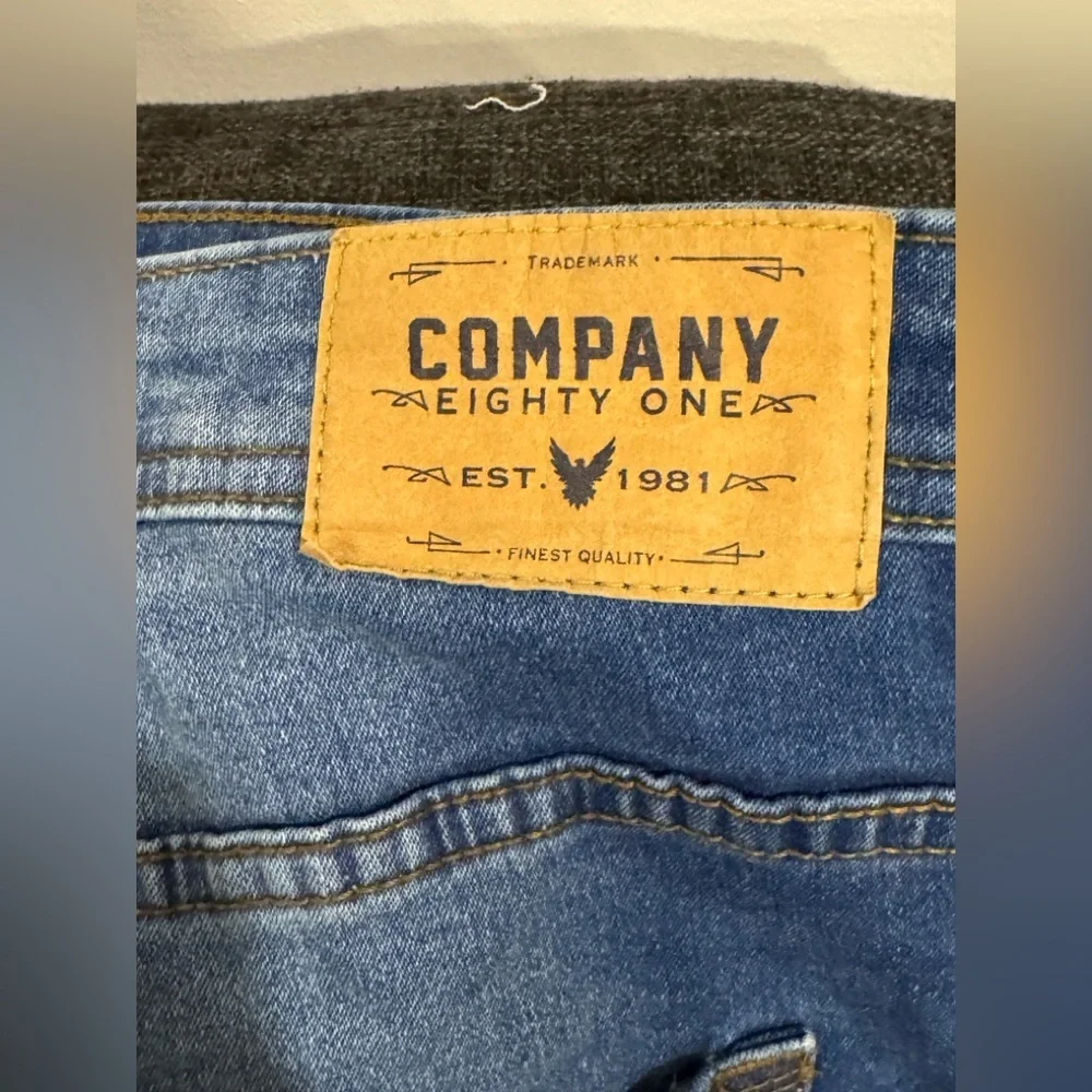 Company 81 Eighty One Mens Jeans Distressed Denim Blue Dark Wash Sz 44x32